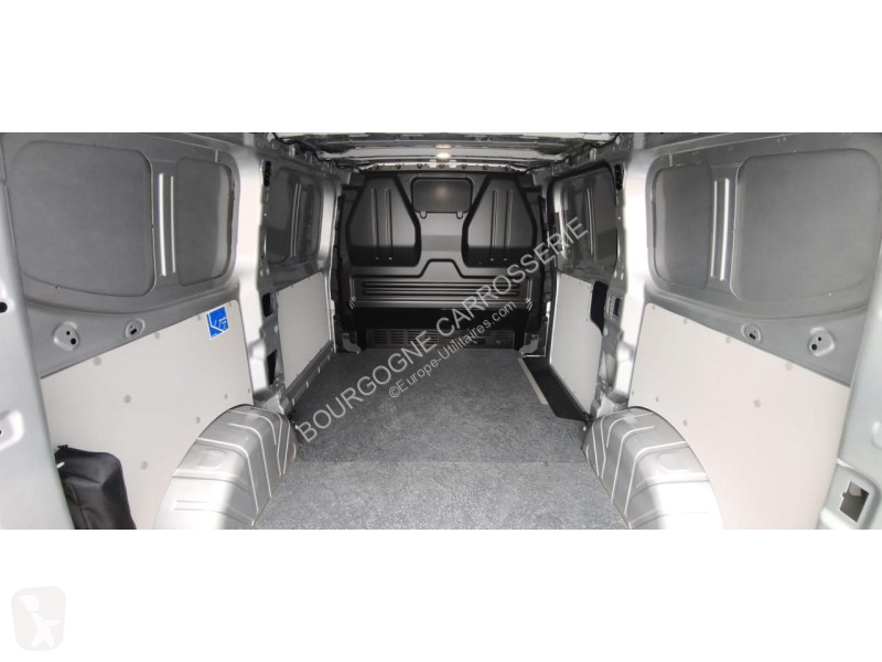 Véhicule utilitaire Ford TRANSIT CUSTOM 2.0...