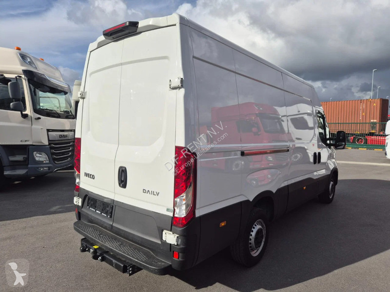 Iveco 35 S 14 Transporter