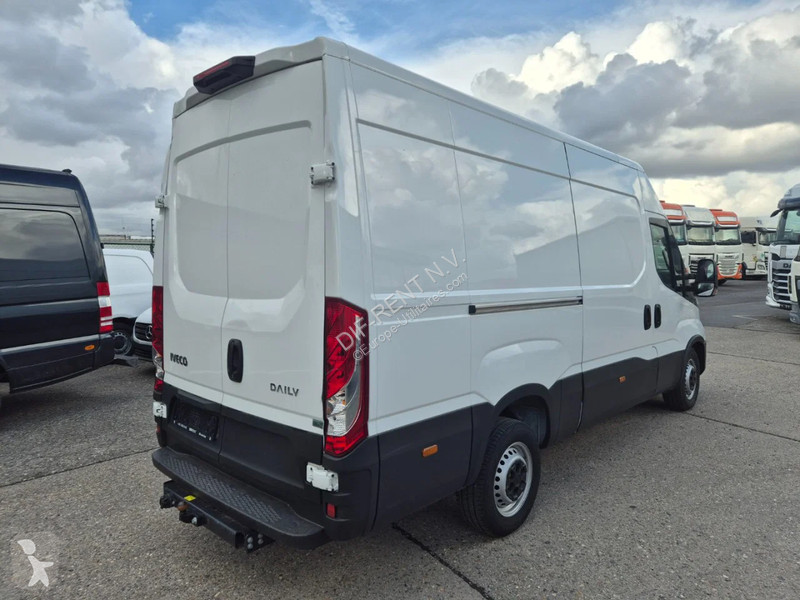 Iveco 35 S 14 Transporter