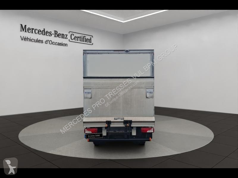 عربة نفعية Mercedes