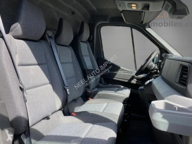 Véhicule utilitaire Renault MASTER IV 2.0 Blue...