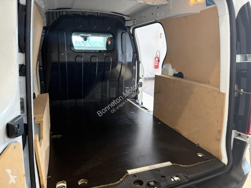 Véhicule utilitaire Renault Confort - Tce 100-22