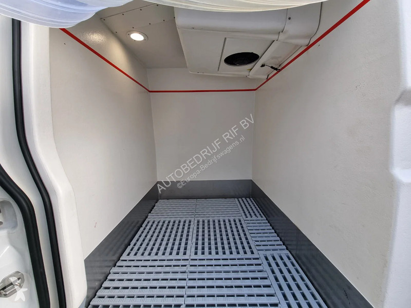 Furgoneta Mercedes 316 CDI Carrier Pulsor 350MT...