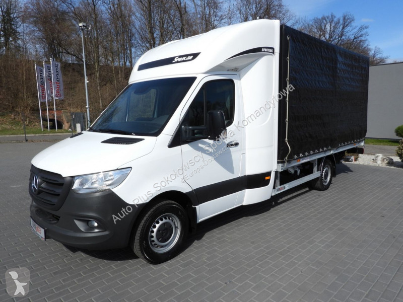 Autoutilitară Mercedes 23RANSIT