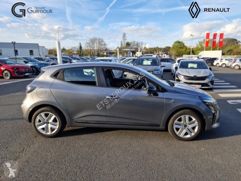 Véhicule utilitaire Renault CLIO V
