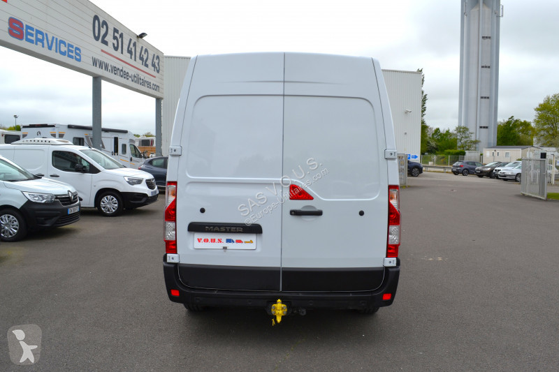 Véhicule utilitaire Renault RENAULT MASTER III...