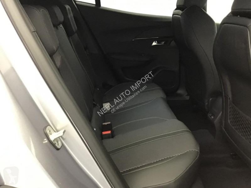 Peugeot 2008 1.2i Hybrid 136CH  BV e-DCS6 GT...