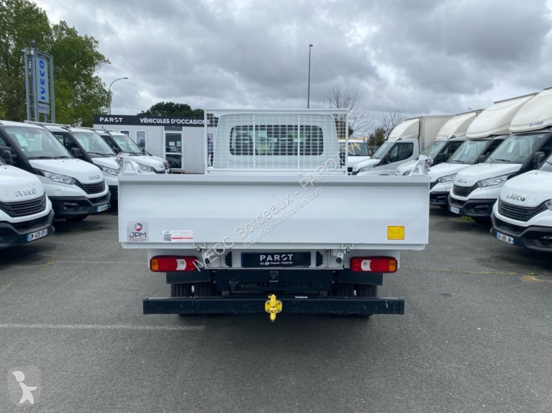 عربة نفعية Iveco 35C16H empattement 3450 3.0 Tor
