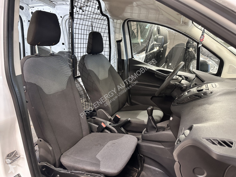 Ford TRANSIT COURIER 1.5TD 75CH AMBIENTE...