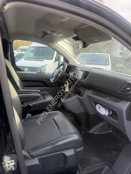 Véhicule utilitaire Peugeot EXPERT FG STANDARD...