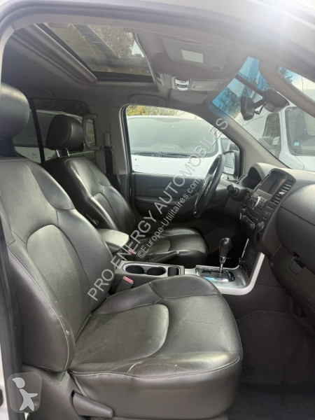 Veicolo commerciale Nissan NAVARA 3.0 V6 DCI...