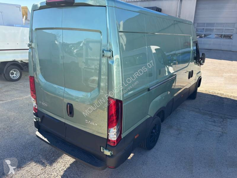 Véhicule utilitaire Iveco