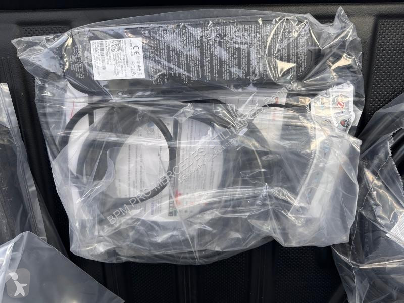Véhicule utilitaire Mercedes e Long Pro
