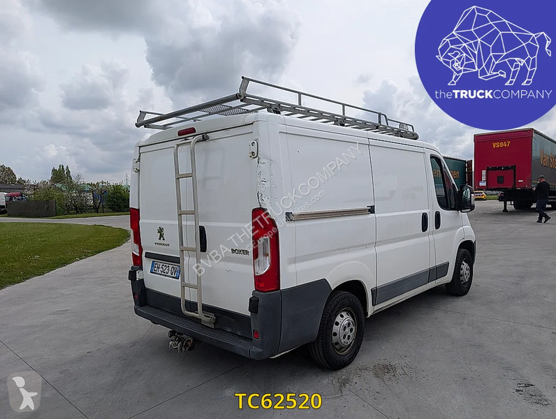 Furgoneta Peugeot 3t3 2l blue hdi 110 pack