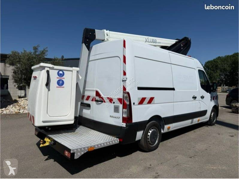 Samochód dostawczy Renault