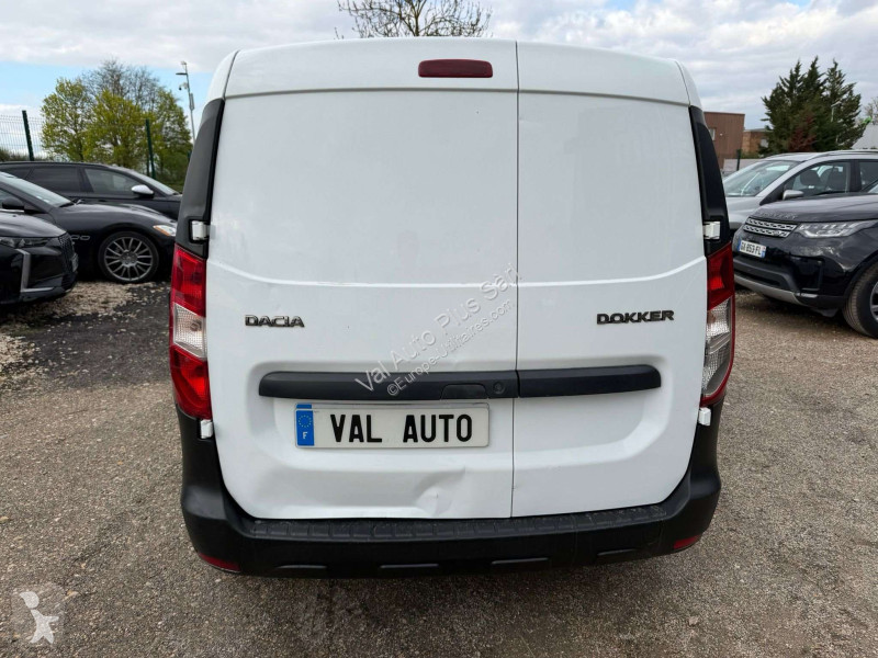 Samochód dostawczy Dacia