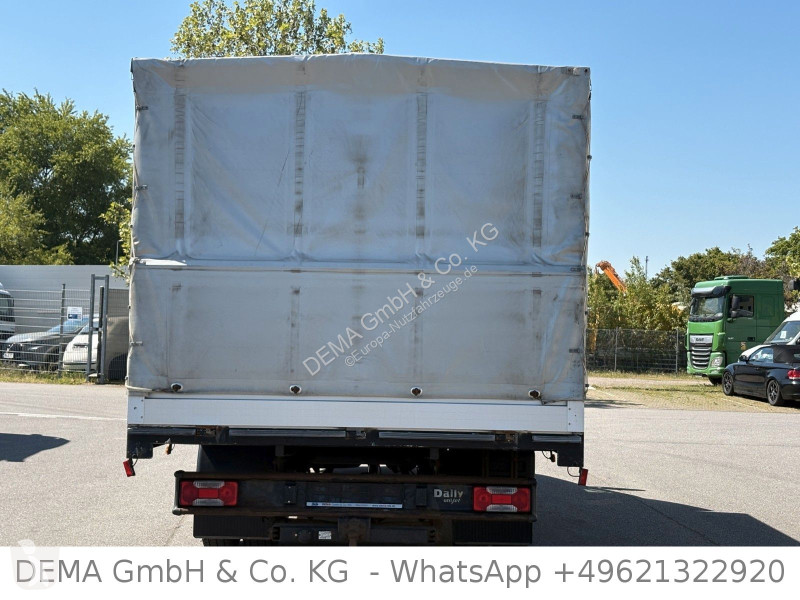 عربة نفعية Iveco...
