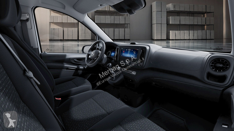 عربة نفعية Mercedes Furgone 110 CDI Long
