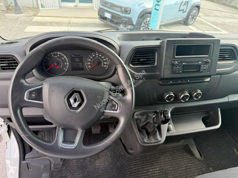 عربة نفعية Renault III 2019