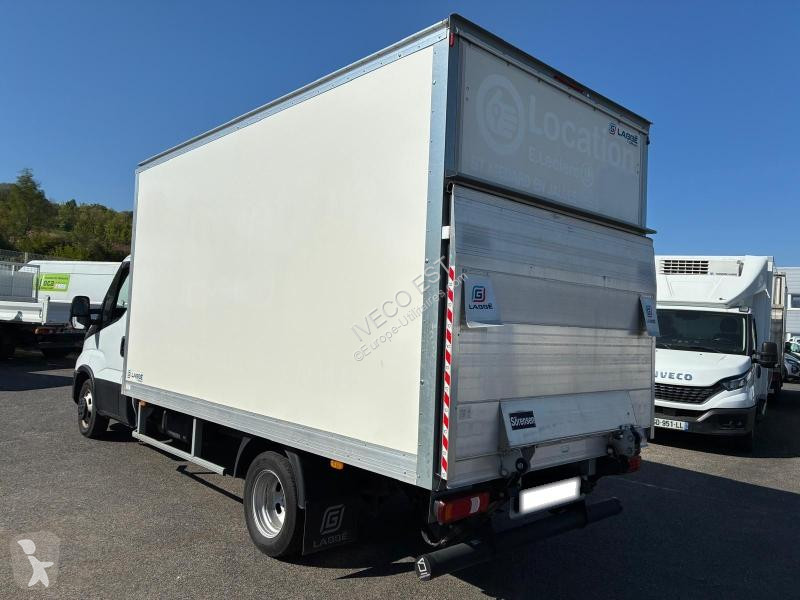 Véhicule utilitaire Iveco CCb 35C16 Moteur 3L00...