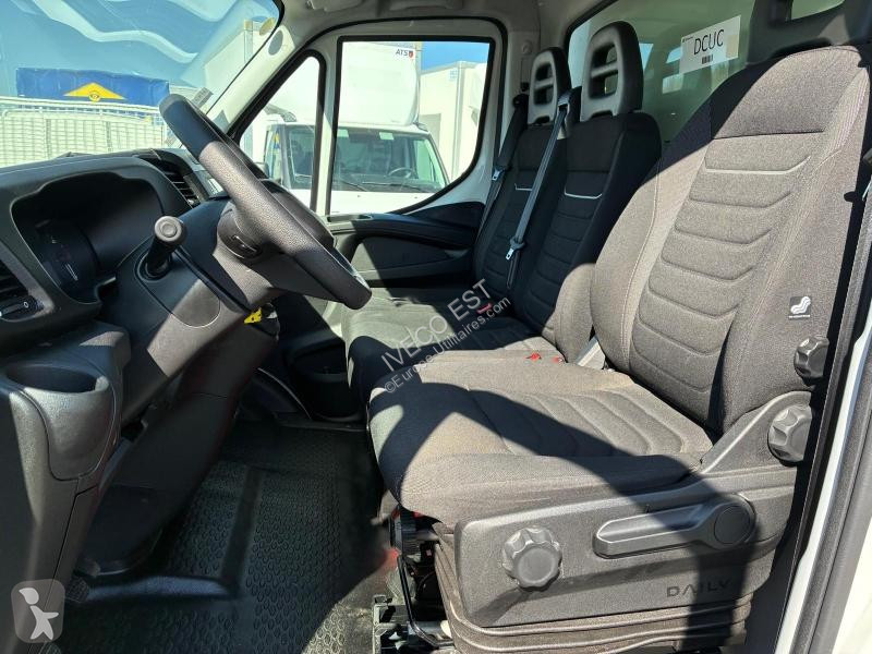 Véhicule utilitaire Iveco Moteur 3L00 160CV  37...