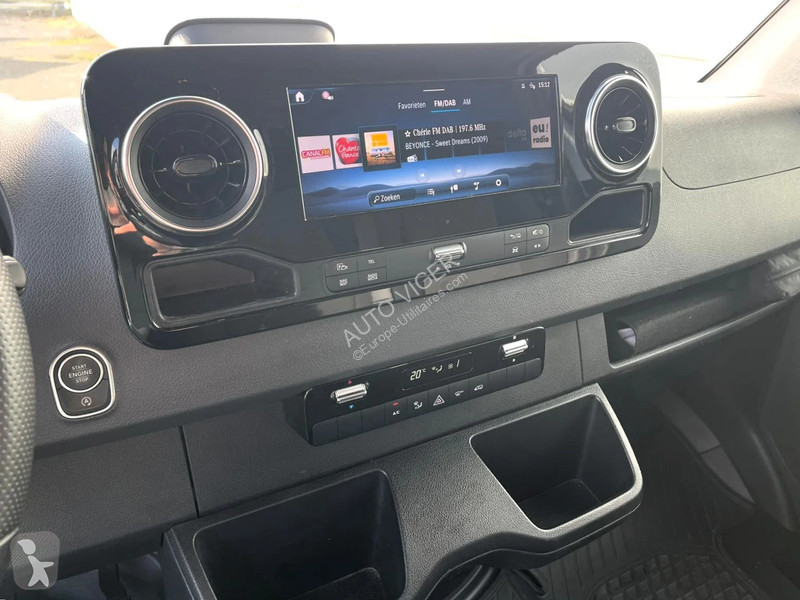 عربة نفعية Mercedes 317 *Carrier Xarios...