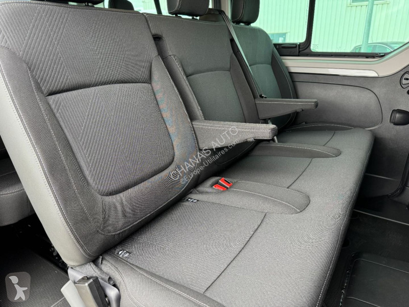 عربة نفعية Renault L2 Blue dCi 150 RED EDITION...