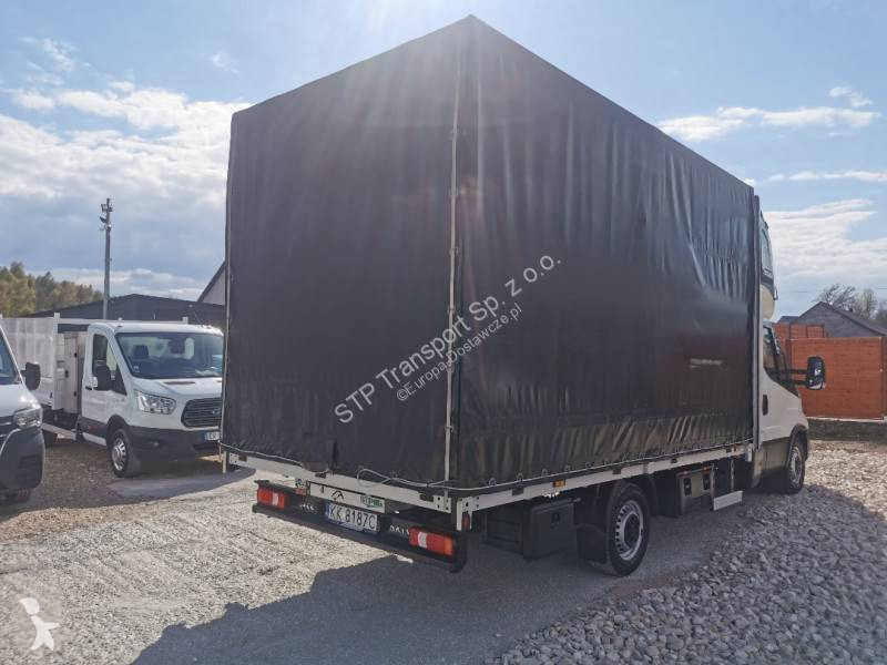Véhicule utilitaire Iveco