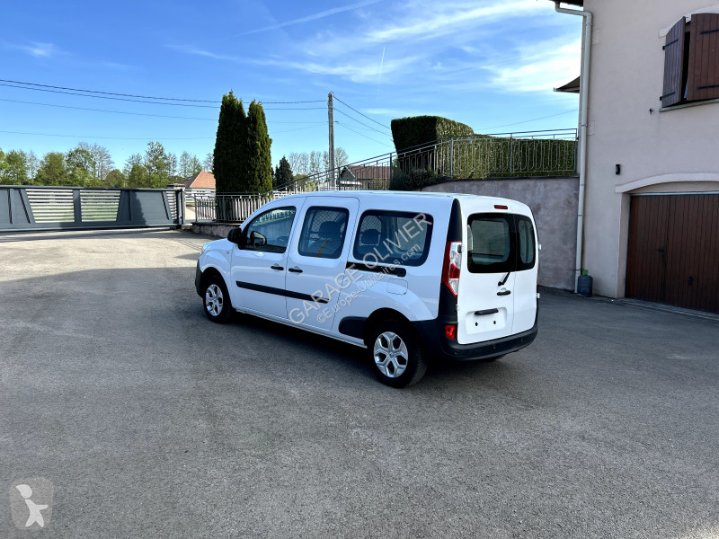 Лекотоварен автомобил Renault Maxi Grand Volume...