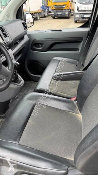 Véhicule utilitaire Peugeot