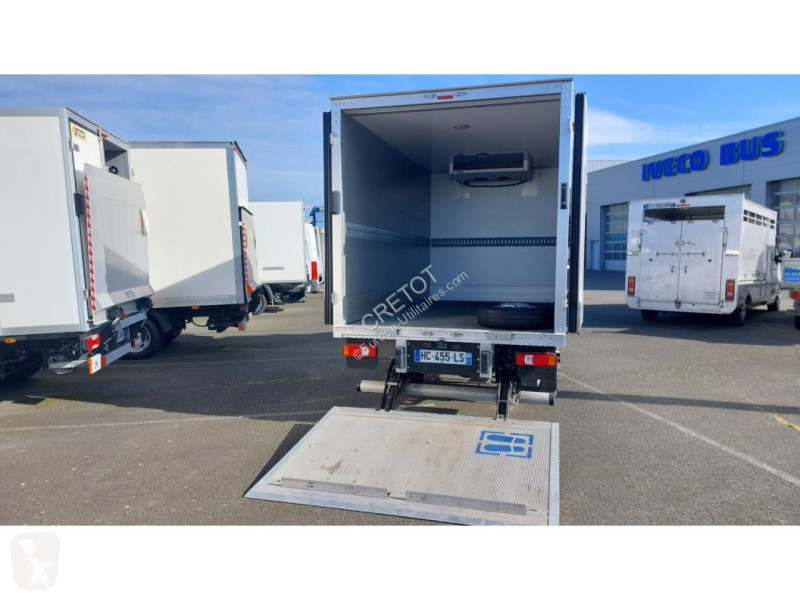 Véhicule utilitaire Iveco DAILY 35C16