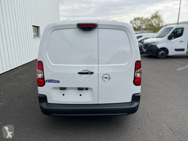 Véhicule utilitaire Opel