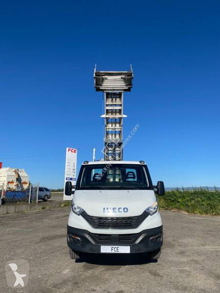 عربة نفعية Iveco