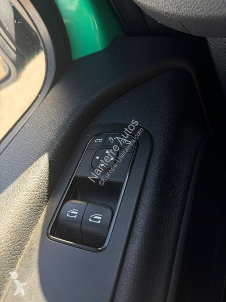 عربة نفعية Mercedes SPRINTER FG 13250 HT  214...