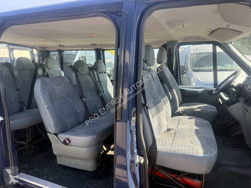 Véhicule utilitaire Ford TRANSIT KOMBI 300C 2.2...