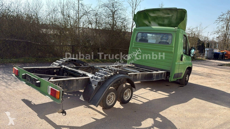 Véhicule utilitaire Peugeot HDi Motor NEU mit...