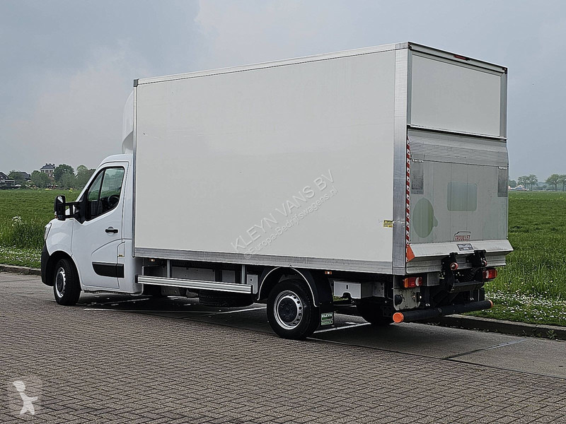 Furgoneta Renault 2.3 Bakwagen Laadklep!