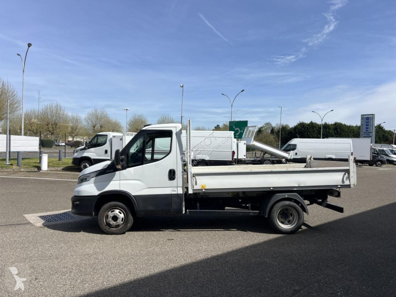 Véhicule utilitaire Iveco DAILY 35C14 Euro6 Benne