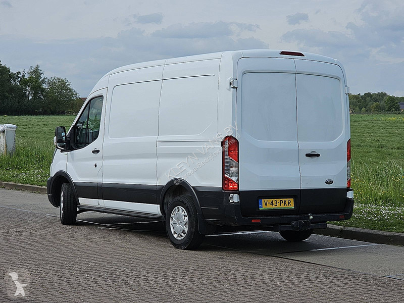 Véhicule utilitaire Ford 2.0 L2H2 Euro6 Trekhaak!