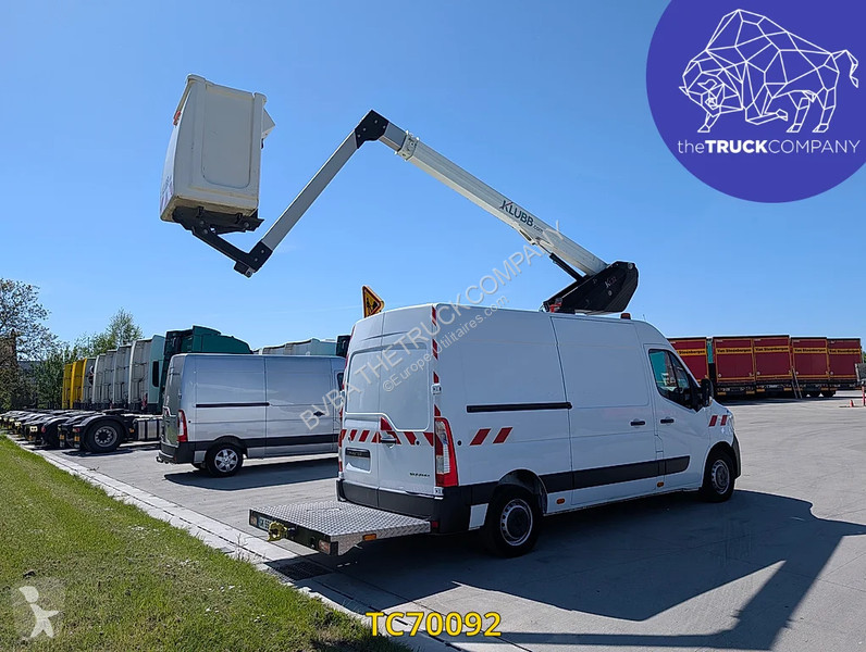 Samochód dostawczy Renault 145.35 nacelle klubb
