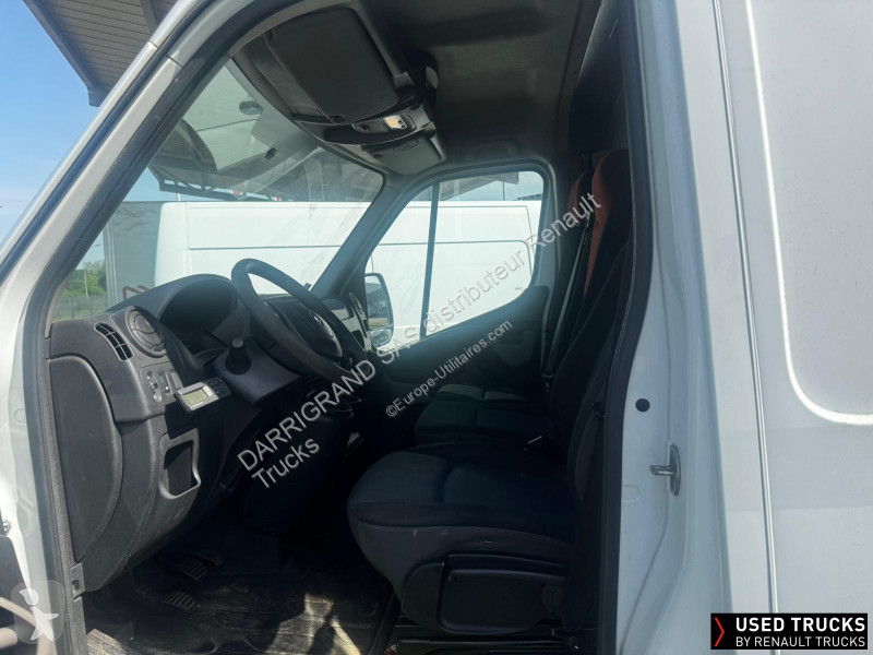 Samochód dostawczy Renault