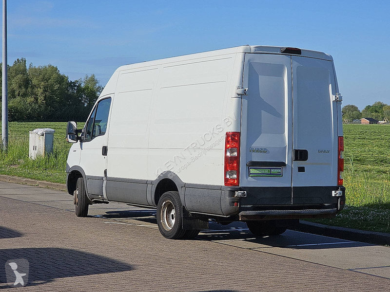 Furgoneta Iveco 50C15 L2H2 3.0 DubbelLucht