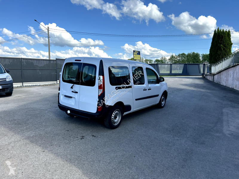 Véhicule utilitaire Renault Maxi Grand Volume...