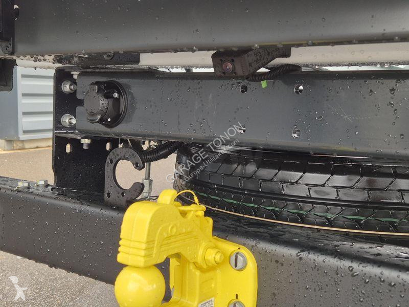 Furgoneta Iveco 35-180 BVA BENNE + COFFRE