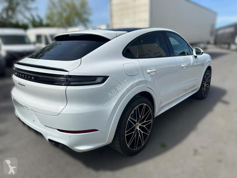 Samochód dostawczy Porsche 4WD 3.0i V6 E-HYBRID...