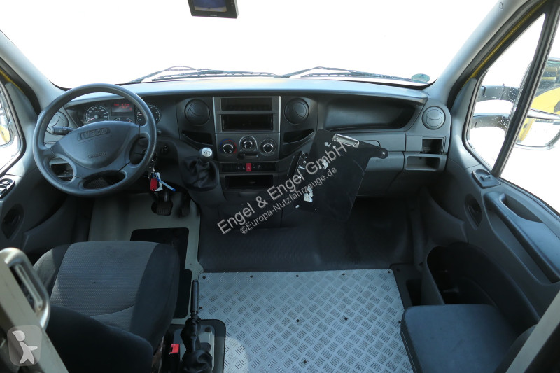 Furgoneta Iveco Daily 35 S11 C30C AUTOMATIK...