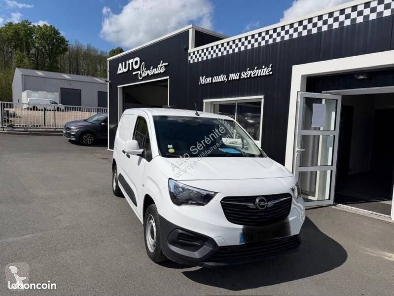 Véhicule utilitaire Opel