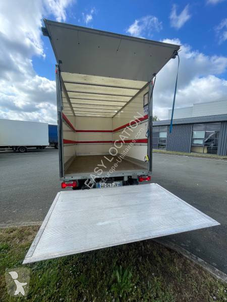 Furgoneta Iveco