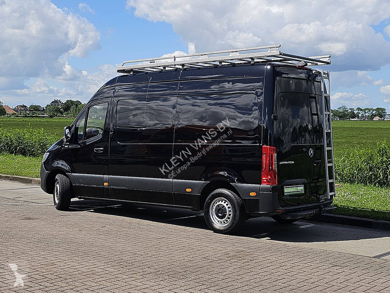 Véhicule utilitaire Mercedes 314 L2H2 Mbux...