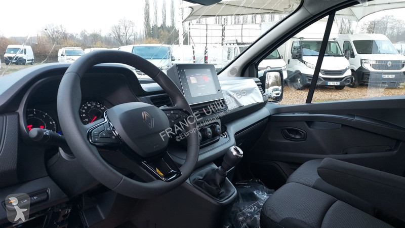 Furgoneta Renault TRAFIC III FG RED L1H1 3T 2.0...